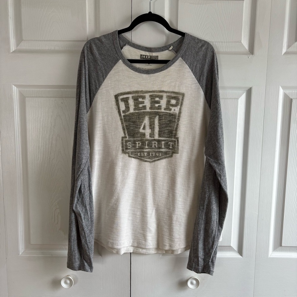 Lucky Brand Jeep Spirit Off White Gray Logo Thermal Long Sleeve Grunge Tee‎ L